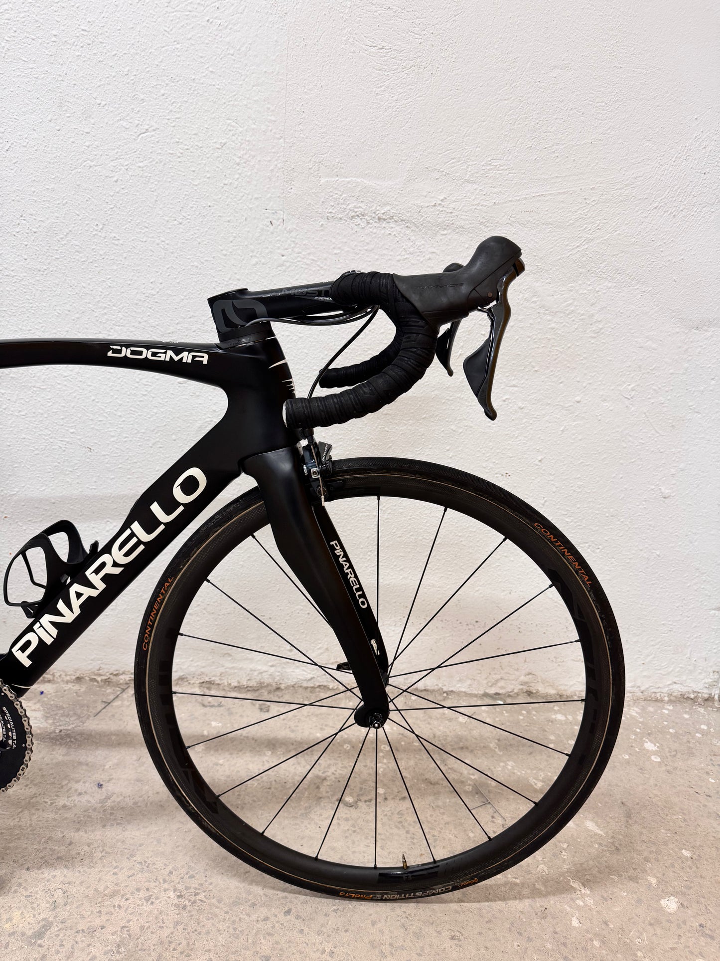 Pre Owned Pinarello Dogma F12 size 54 Shimano Duraace 9100
