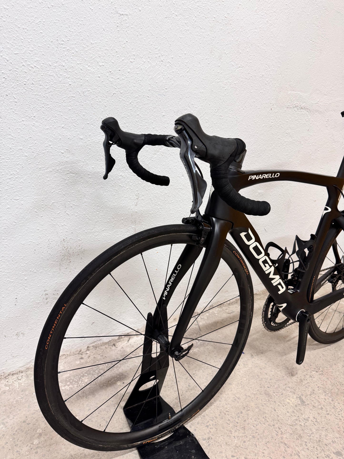 Pre Owned Pinarello Dogma F12 size 54 Shimano Duraace 9100
