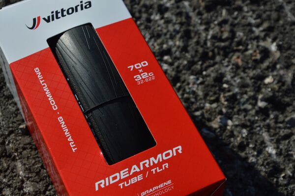Vittoria RideArmor II detail
